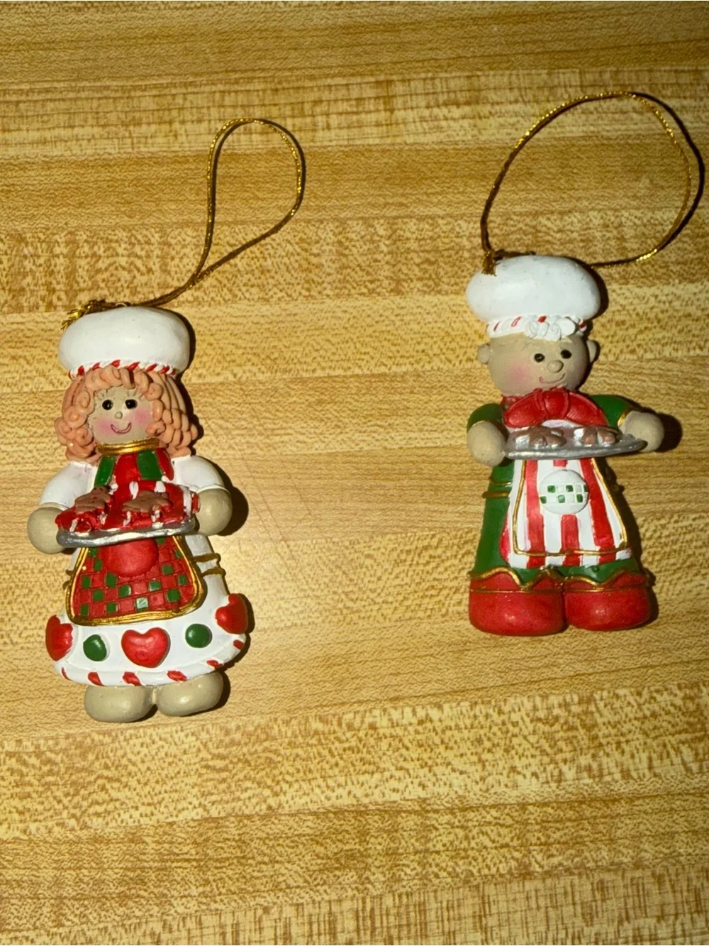 Vintage Holiday Baker Ornament Pair - Red, White & Green‎ Christmas tree holiday